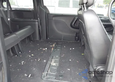 2016 Dodge Grand Caravan Sxt from USA, damaged, VIN 2C4RDGCG0GR102699